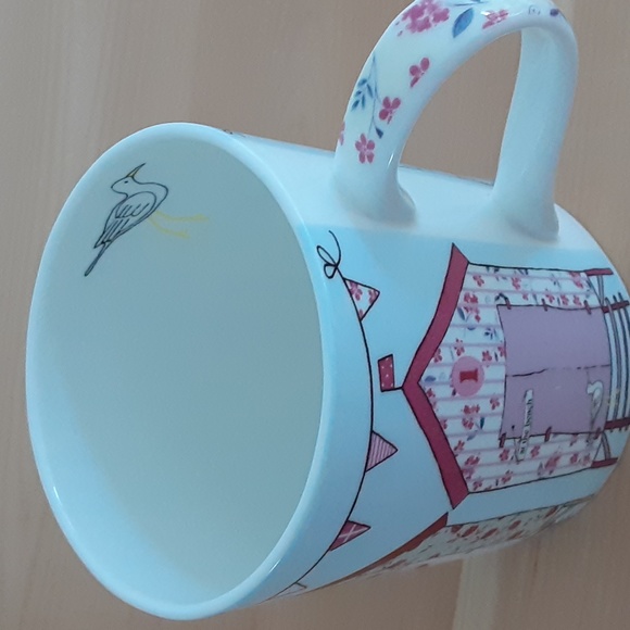 Queens by Churchill Gone to the Beach Fine Bone China Tea Coffee Cup 8 oz - Picture 7 of 10